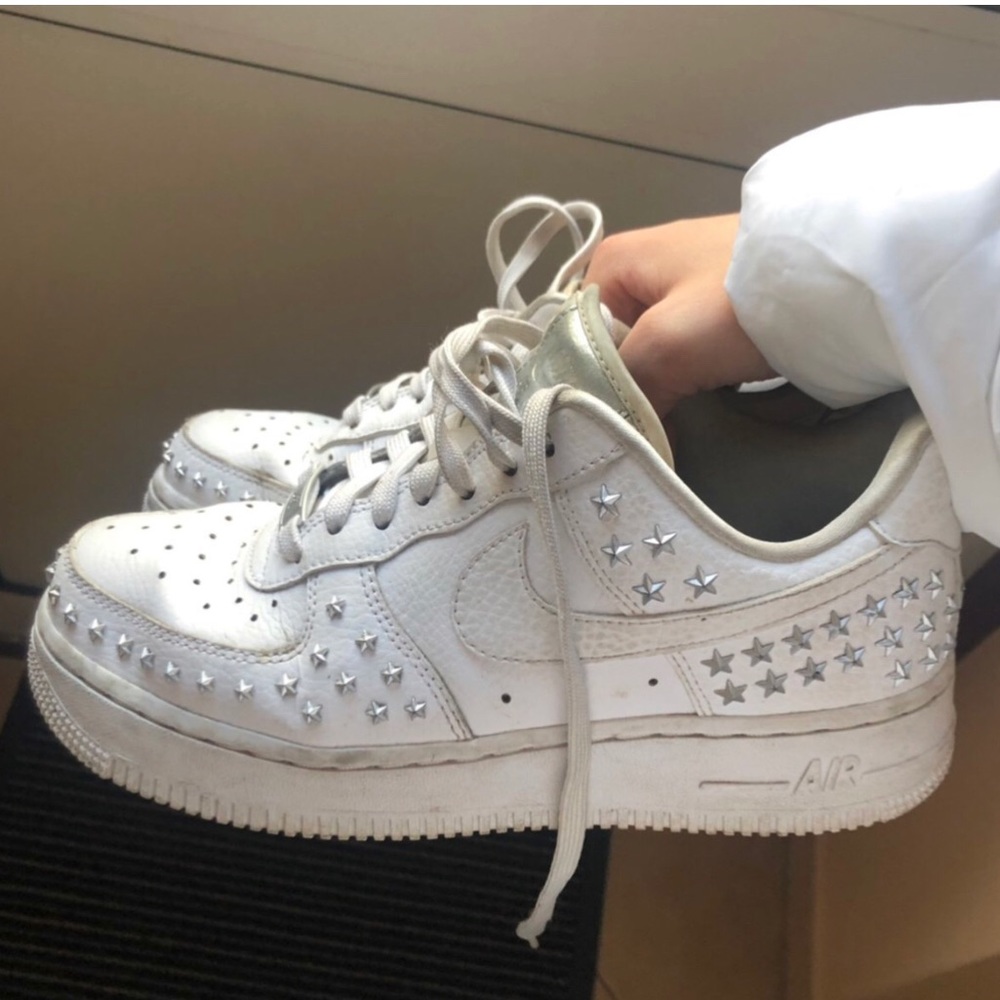 White nike Air Force 1! Message me before buying:)
